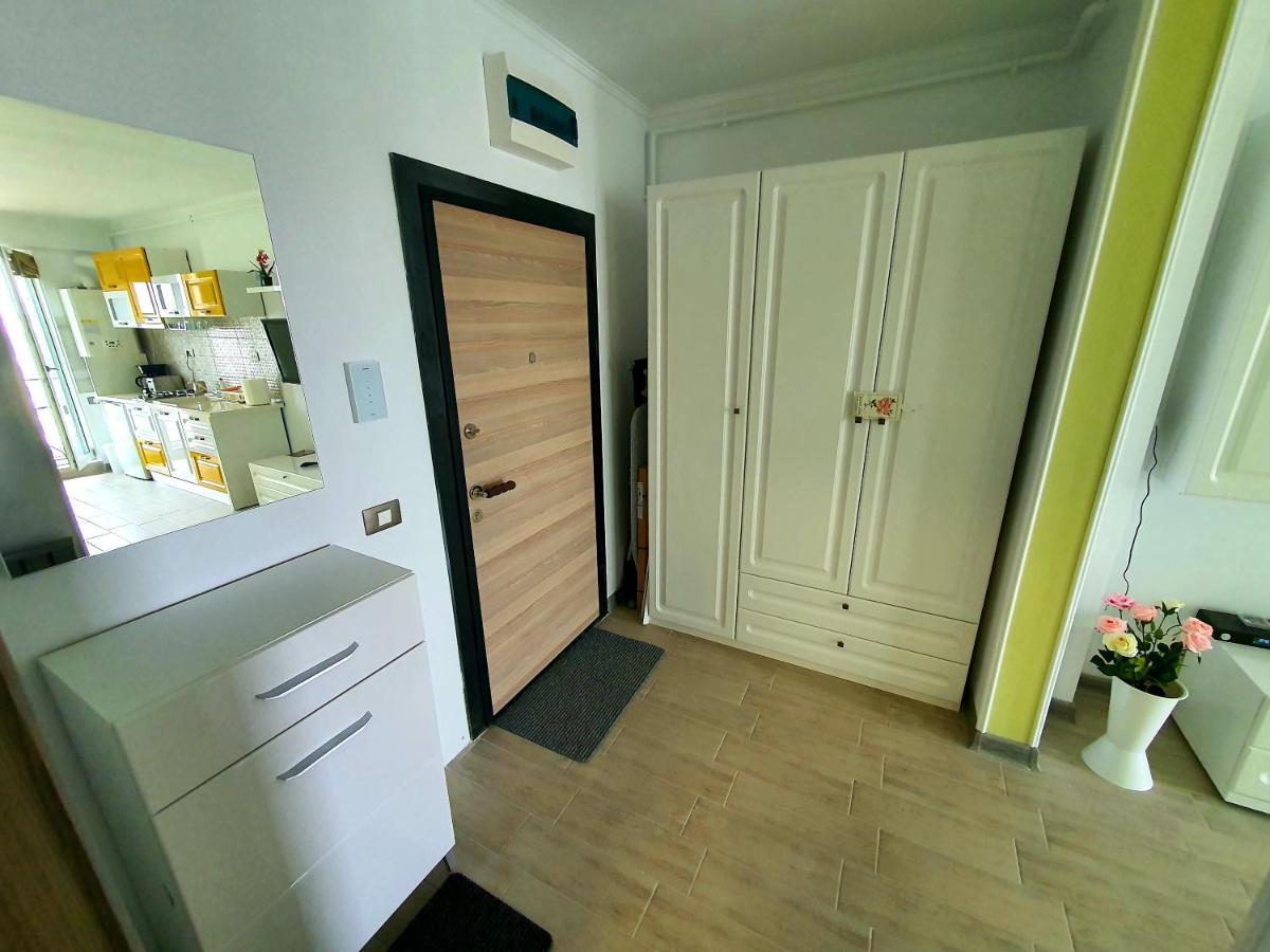 Năvodari Alezzi Majestic Apartments 115 المظهر الخارجي الصورة