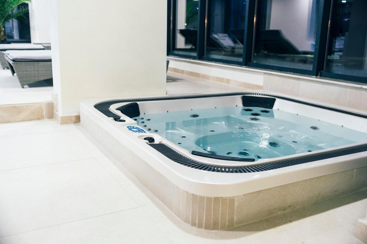 Năvodari Alezzi Majestic Apartments 115 المظهر الخارجي الصورة